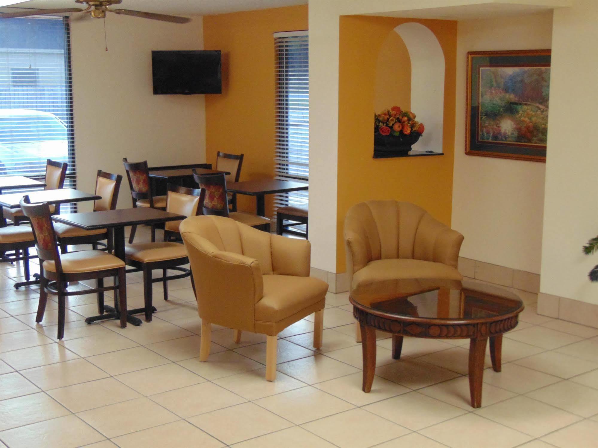 Days Inn & Suites By Wyndham Brewton Eksteriør bilde