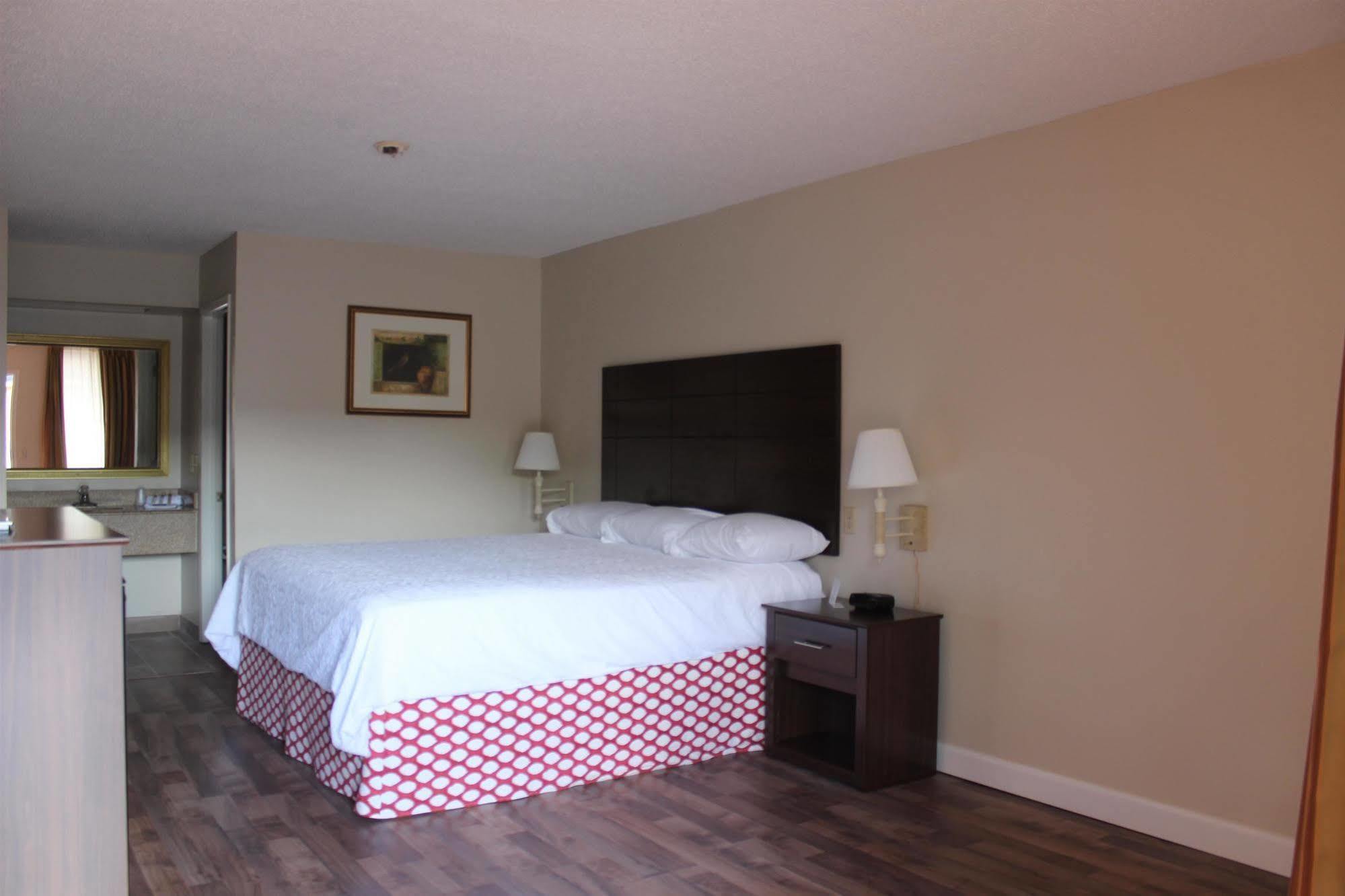 Days Inn & Suites By Wyndham Brewton Eksteriør bilde