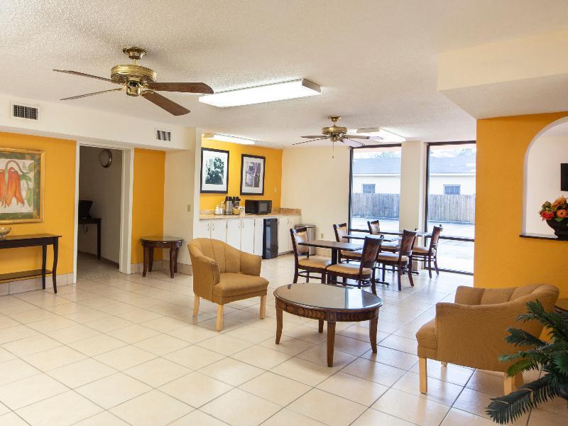 Days Inn & Suites By Wyndham Brewton Eksteriør bilde