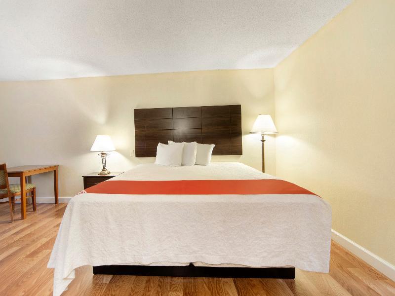 Days Inn & Suites By Wyndham Brewton Eksteriør bilde